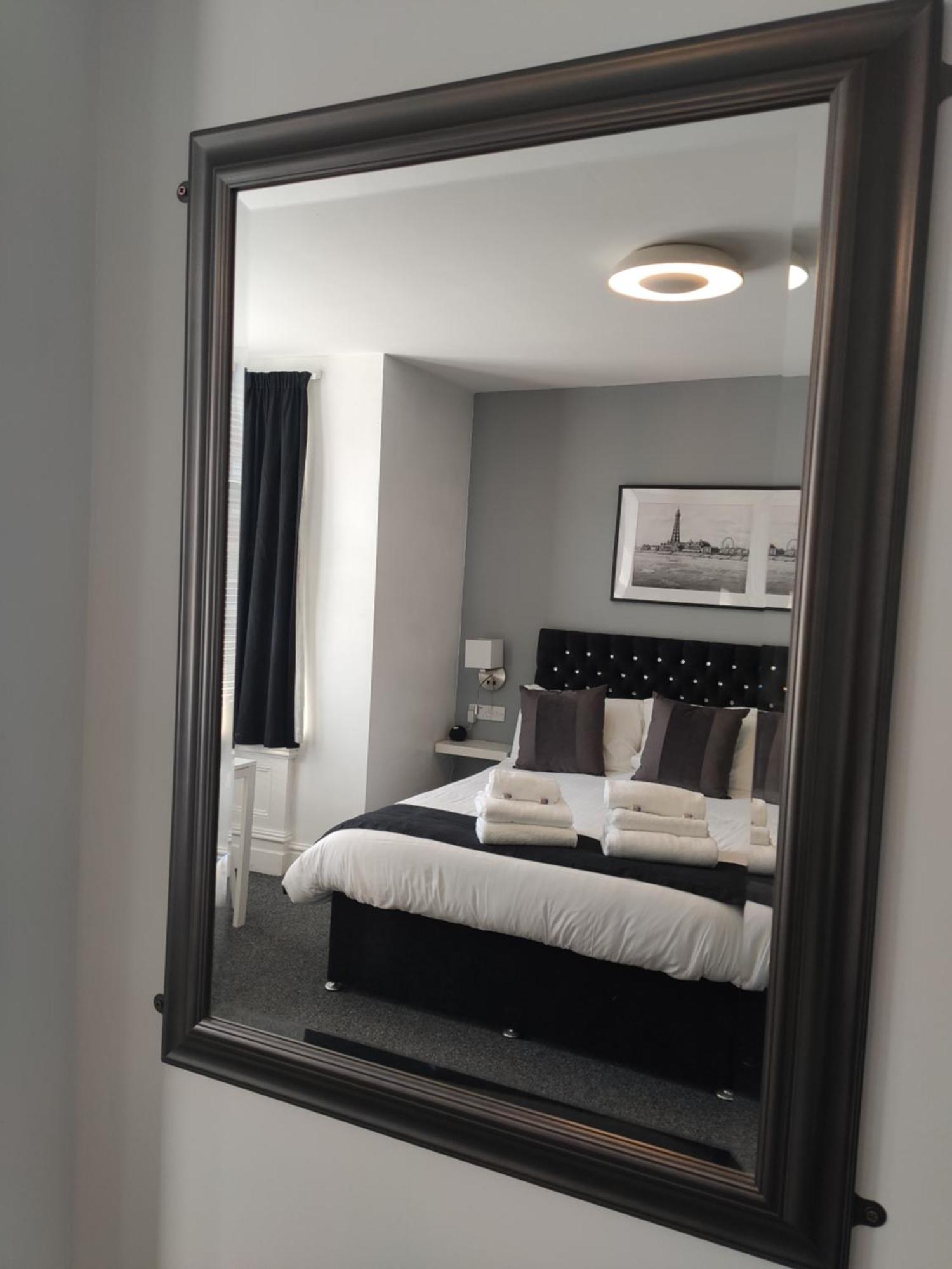 Q - Accommodation Blackpool Exteriör bild