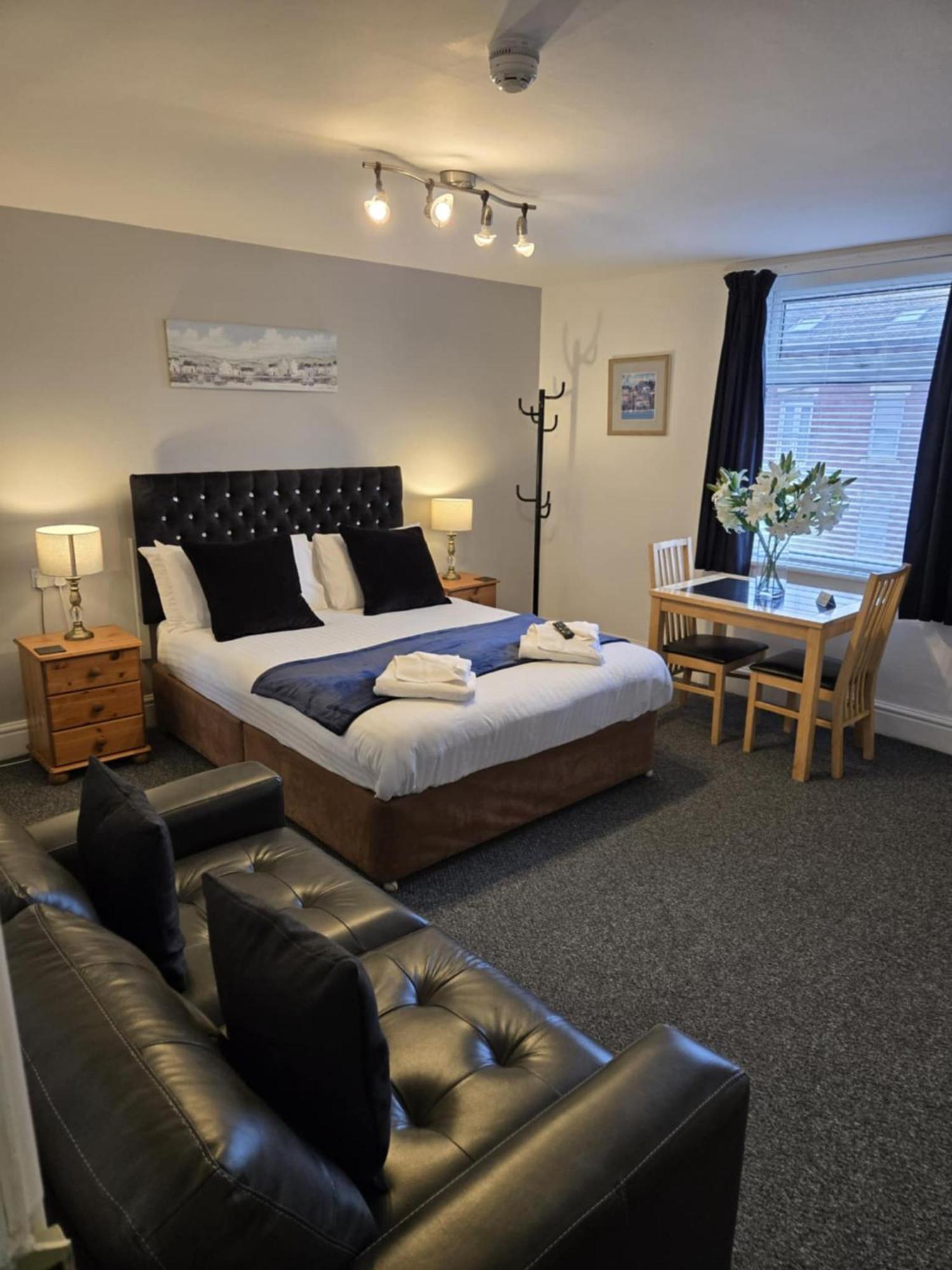 Q - Accommodation Blackpool Exteriör bild