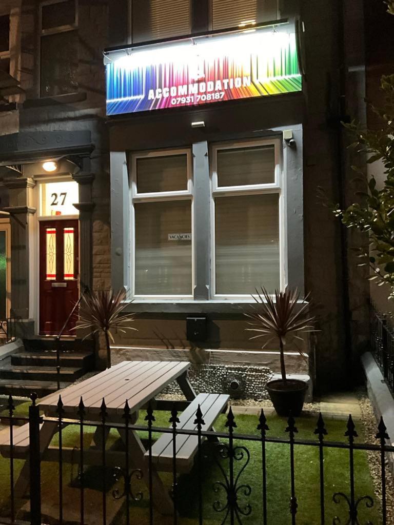Q - Accommodation Blackpool Exteriör bild